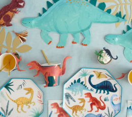 Šķīvīši - paplātēs "Stegosaurus" (4 gab./46x28 cm) 1 Šķīvīši - paplātēs "Stegosaurus" (4 gab./46x28 cm) 1